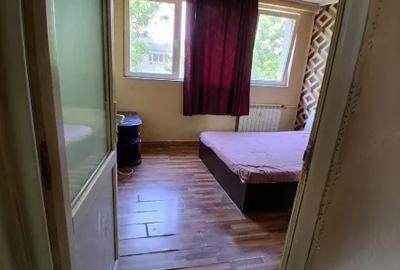 Apartament cu 2 camere decomandat în Drumul Taberei