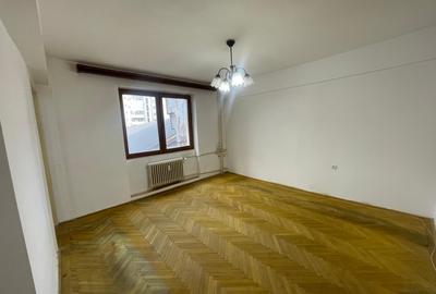 Apartament cu 2 camere semidecomandat în Ultracentral