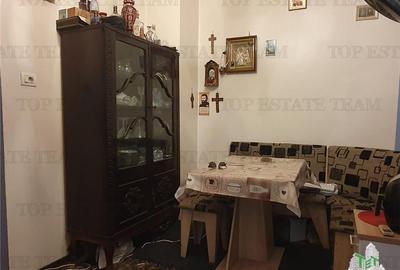 Spatiu extins central Liceul Mircea si Mare Constanta - 8