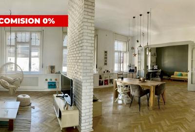 Apartament cu 3 camere semidecomandat în Central