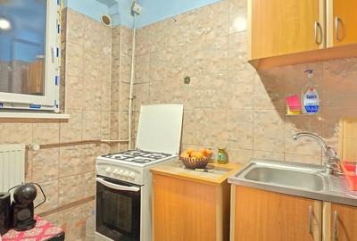 Iancului - Pantelimon, bloc 1980 - 7