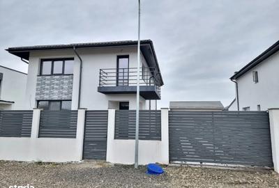 Casa individuala | 4 camere | 3 băi | 120 mp | teren 500 mp - 1