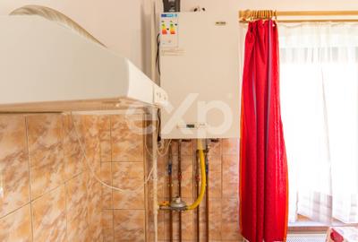 Corp de casă renovat, curte comună – Str. Lungă, Brașovul Vechi - 9