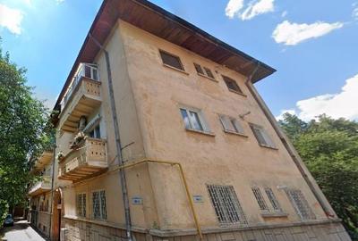 GIURGIULUI - SECTOR 4, Apartament cu 2 camere decomandat - 81 mp + boxa