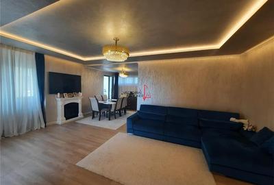 Apartament cu 3 camere circular în Vatra Luminoasă