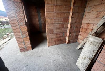 Casa individuala de 5 camere, 120 mp, 281 teren, semifinisat, zona Ioan rus - 19