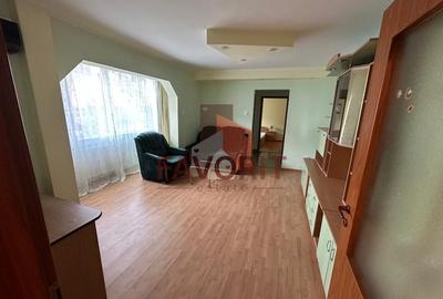 Apartament cu 2 camere semidecomandat, mobilat în Circumvalațiunii