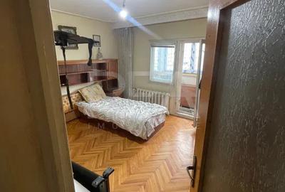 Apartament cu 4 camere decomandat, mobilat în Doamna Ghica