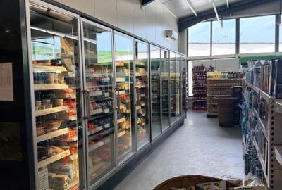 Vand spatiu comercial in jud Dambovita - 8