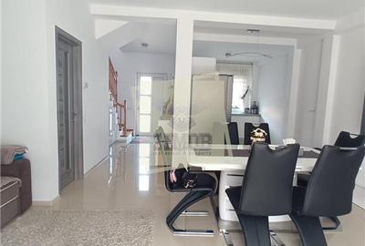 Casa cu 3 camere 3 balcoane si parcare privata in Selimbar - 7