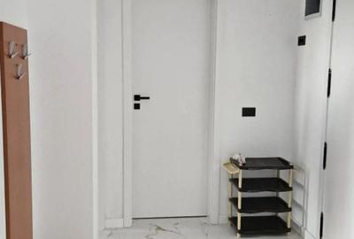 De inchiriat apartament cu 2 camere , Piata Sudului sector4 - 6