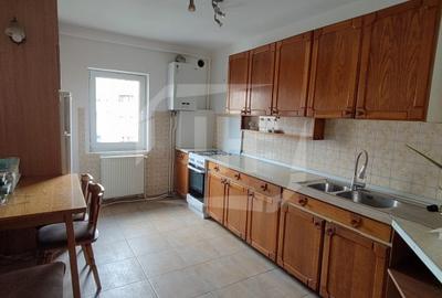 Apartament 4 camere, etaj 2, zona Titulescu - 8