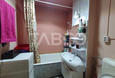 Apartament 2 camere decomandat 54 mp zona Bulevardu Unirii etaj 4 - 7