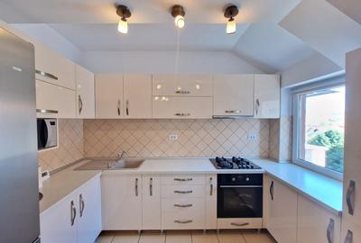 3 camere pe doua niveluri, str. Somesului, langa Stadion, garaj - 6