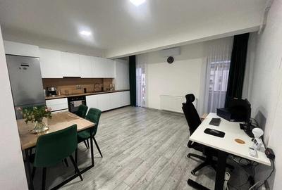 Apartament cu 2 camere semidecomandat, mobilat în Florești