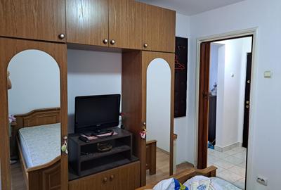 2 camere decomandat Drumul Taberei Raul Doamnei, centrala  AC mobilat utilat - 1