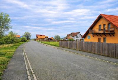 800 mp intravilan,in cartier tanar,drum deschis,energie la poarta, Prejmer – Bra - 1