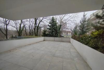 Apartament cu 2 camere decomandat în Floreasca