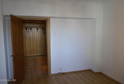 	Centru - Apartament 4 camere - 103 mp, 3 balcoane, loc de parcare! - 6