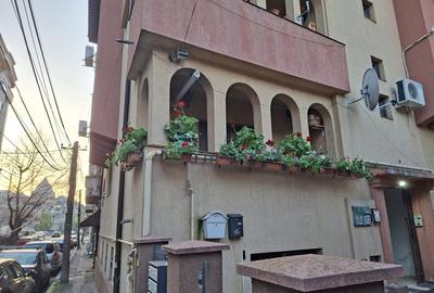 Inchiriez Apartament 3 camere  Ideal Birou - zona Parcul Izvor - Casa Poporului - 5