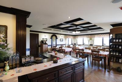 Vanzare hotel in zona superba de munte cu priveliste incredibila din camere - 22