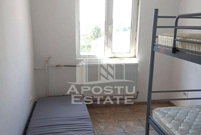 Garsoniera  renovata, 12 mp cu baie proprie, etajul 1, zona Sagului - 2