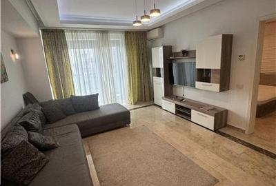 Apartament cu 2 camere decomandat, mobilat în Central
