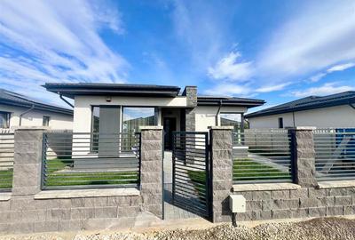 Casă individuală cu 3 camere în Berceni