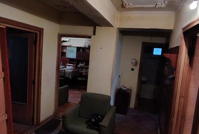Apartament 4 camere etaj 1 str.Calea Nationala - 5