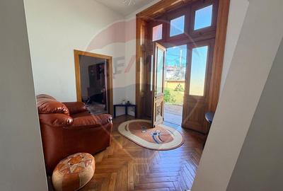 Casa premium, central, stil boieresc renovata modern, parcare in curte - 6