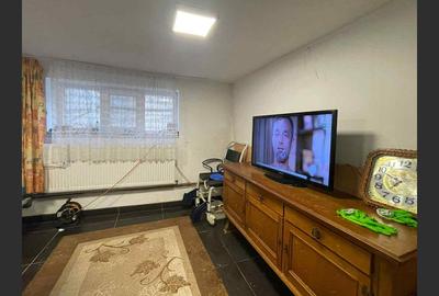 Casa 7 camere, teren 590 mp in Calnic - 16