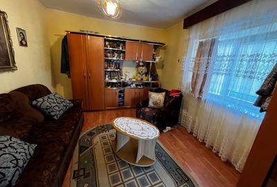 ZONA ALEXANDRU CEL BUN  -  CASA 4 CAMERE ,TEREN 216 MP - 2