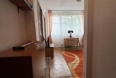 Garsonieră cochetă de închiriat - Bd. Gheorghe Duca 10-22 - 2