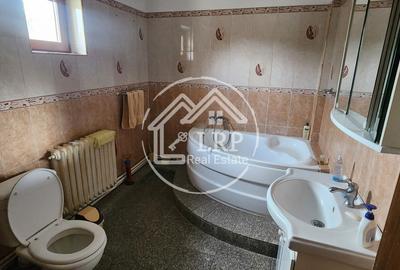 [DOMENIU PRIVAT] Vilă deosebita în Inima Orașului Voluntari | Teren 2.500 mp | - 20