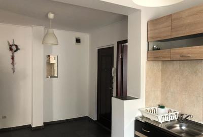 Apartament cu 2 camere decomandat, mobilat în Aviației