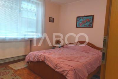 Apartament 57 mp 2 camere decomandate balcon PRET AVANTAJOS Cisnadie - 4