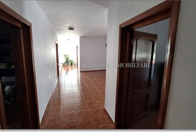 Vila P+1 de vanzare in localiatea Agigea - 12