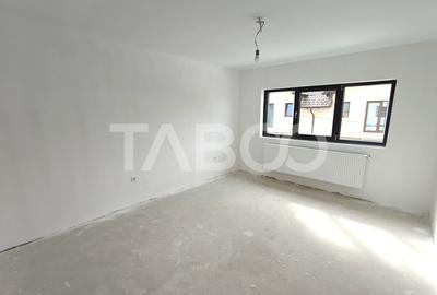 Apartament intabulat 3 camere balcon - etaj 1 - parcare - Comision 0 - 5