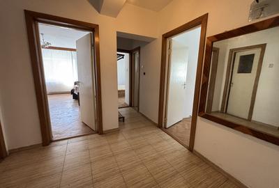 Apartament 3 camere zona Livada Postei - 2