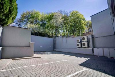 Oportunitate Imobiliară Premium în Inima Orașului - 13