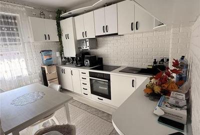 Apartament 2 Camere Luminos Etaj 1 Renovat Mobilat Utilat Loc Parcare - 1