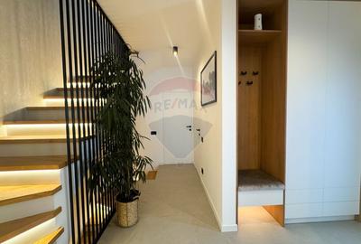 Eleganță, confort, și priveliște panoramică - Casă premium, Voroneț - 11