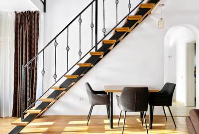 Casă individuală cu 4 camere în Dumbrăvița