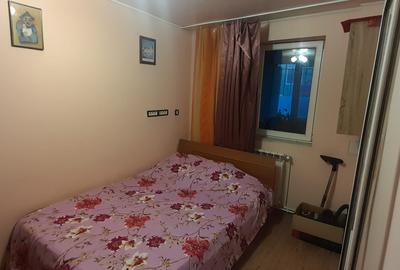 Apartament  cu 3 camere, semidecomandat,  situat la parter, în zona Tomis Nord - 3