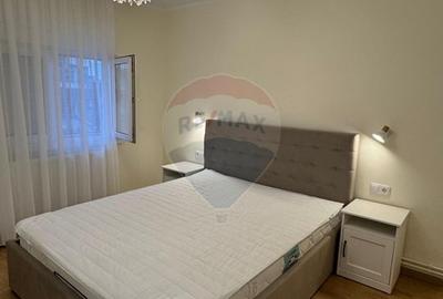 Apartament de inchiriat 3 camere plus Garaj complet RENOVAT - 9