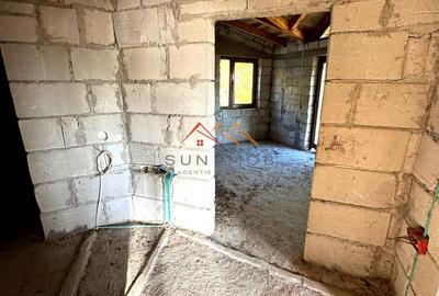 Vila S+P+E, priveliste deosebita, 6 camere, garaj, terasa, Cornu, PH - 18