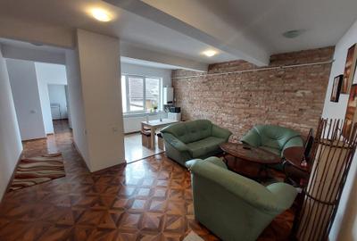 Inchiriez apartament 3 camere finisat si mobilat uștracentral - 2