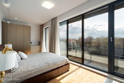 Iancu Nicolae - Vila high-end pe malul lacului, Gradina cu Ponton - 12