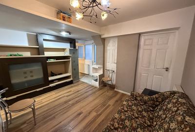 Ap 3 cam în vilă parter 55 mp mobila utilat Campina - 1