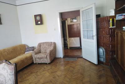 Casă spațioasă aproape de centru – Gruia, teren mare și livadă - 12